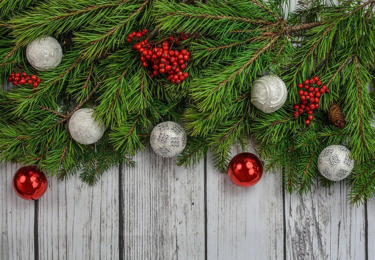 strategic-dates-for-christmas-social-planning-all-response-media